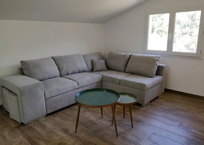 Casa Voscia בית הארחה 3*